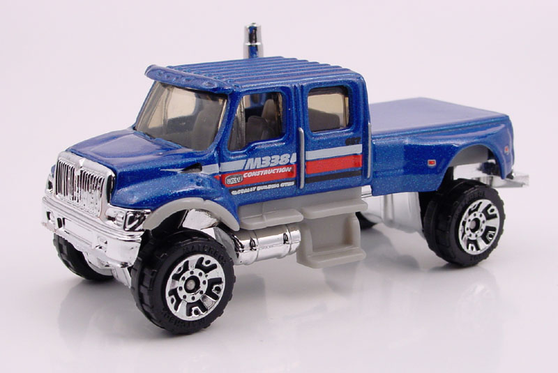 mb687-03.jpg